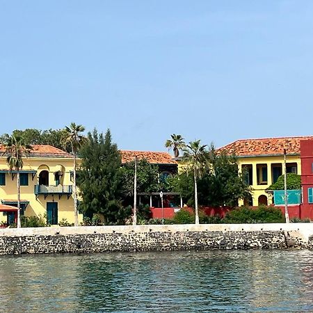 Chez Olivier - Ile De Goree Luaran gambar