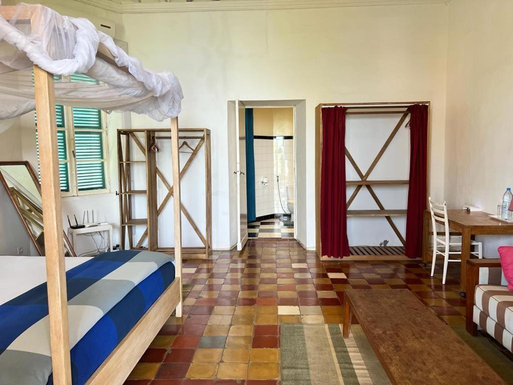 Chez Olivier - Ile De Goree Luaran gambar