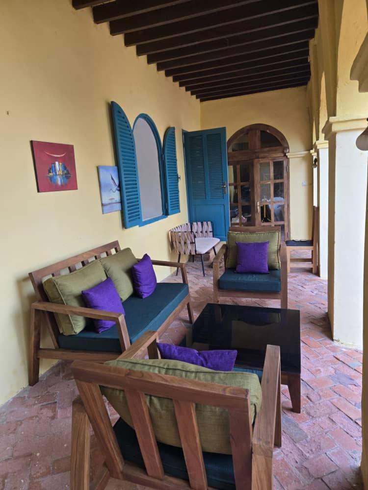 Chez Olivier - Ile De Goree Luaran gambar