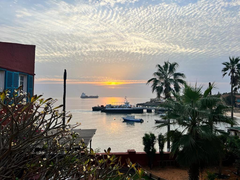 Chez Olivier - Ile De Goree Luaran gambar